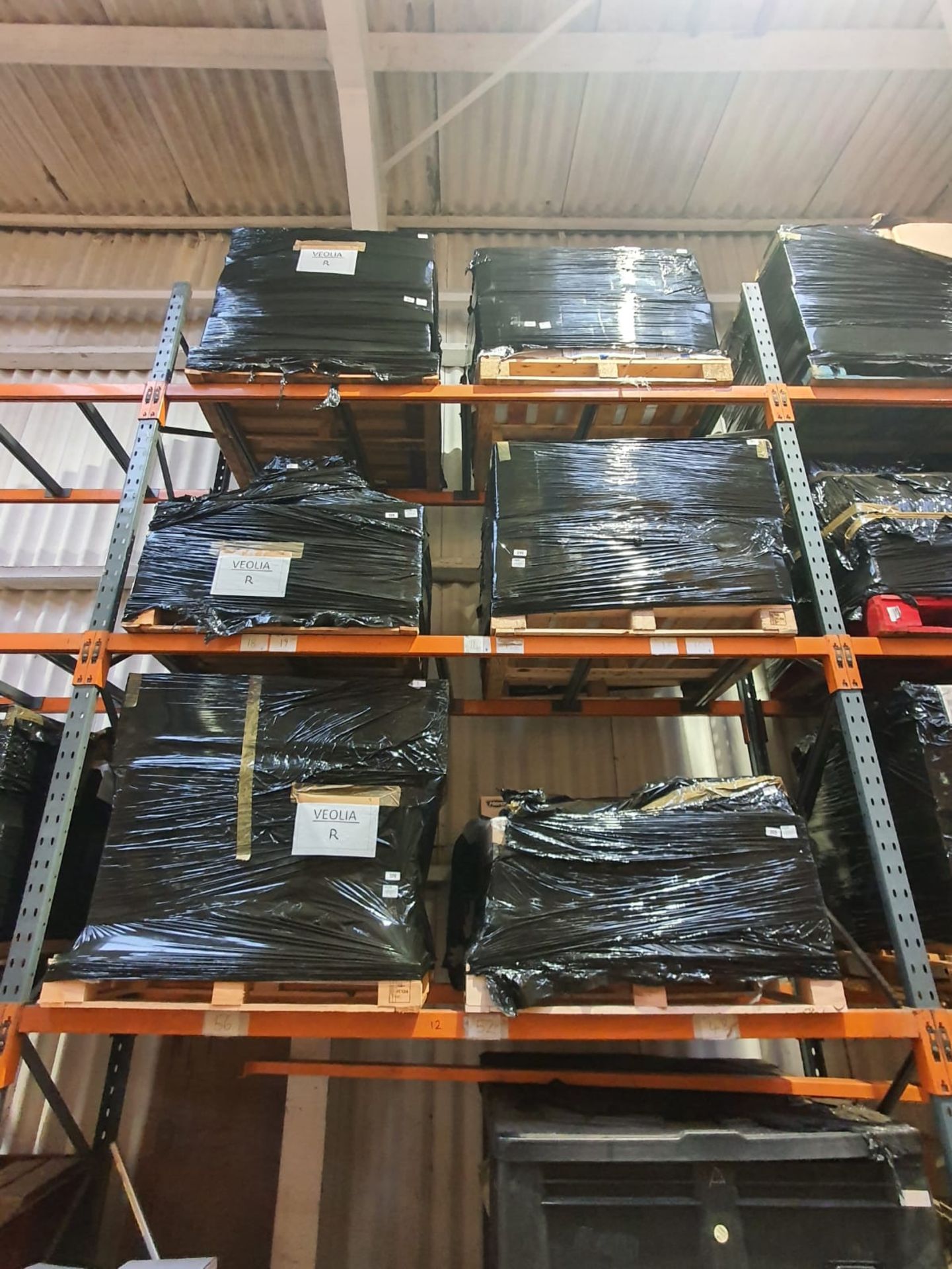 21 pallets worth of Various PPE equipment - see description for details - Image 8 of 9