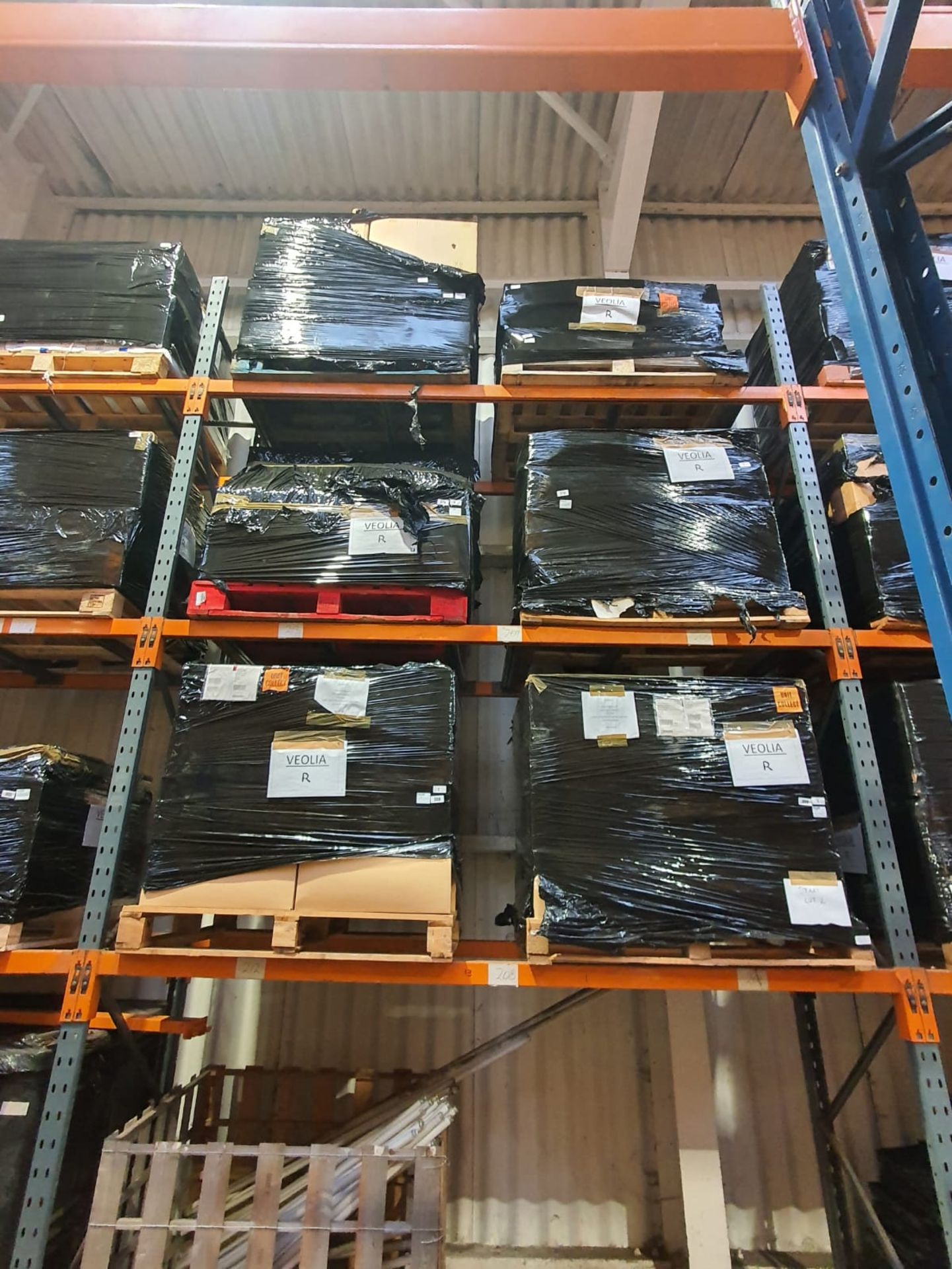 21 pallets worth of Various PPE equipment - see description for details - Image 6 of 9