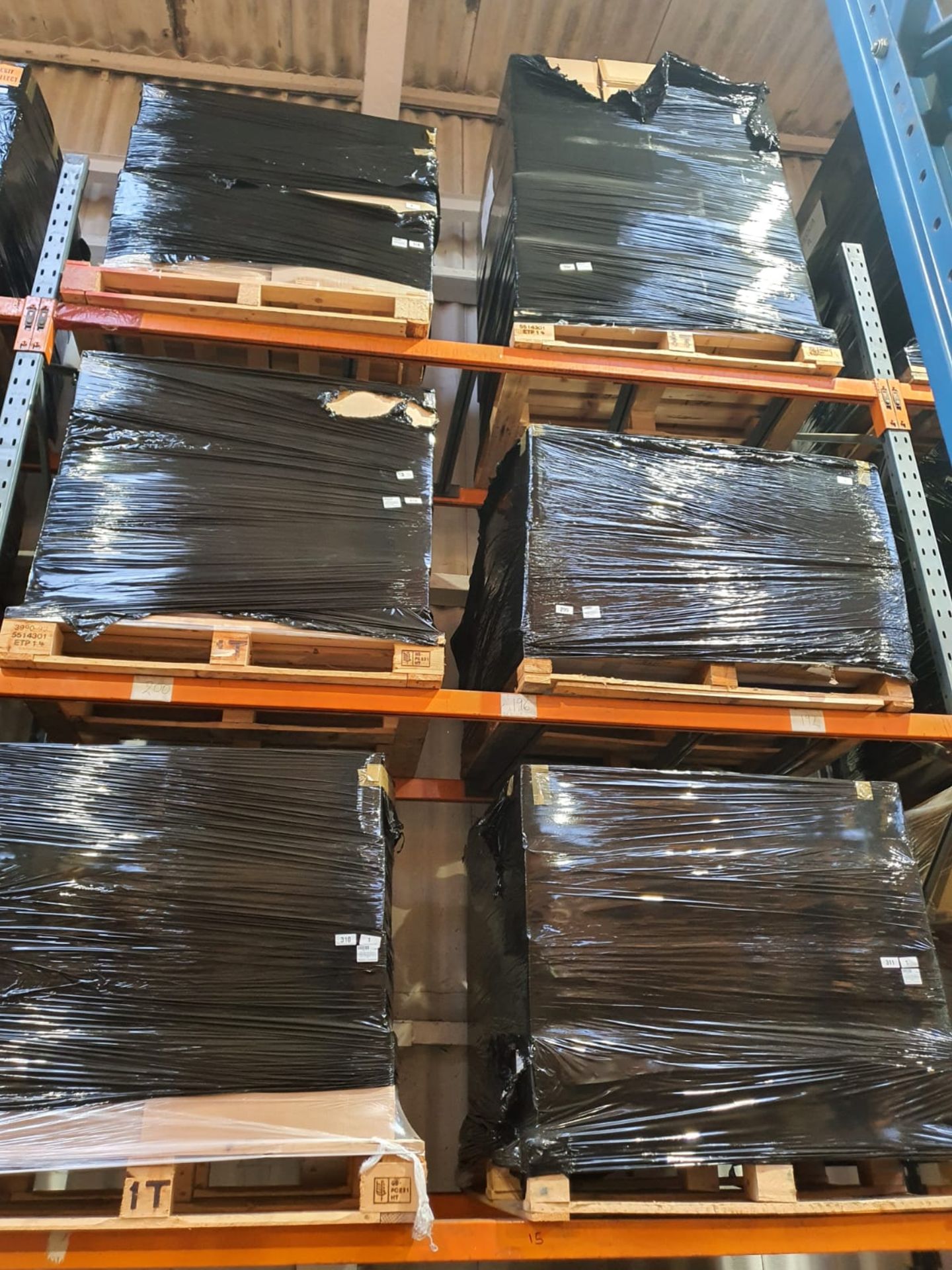 24 pallets worth of Various PPE equipment - see description for details - Image 4 of 5