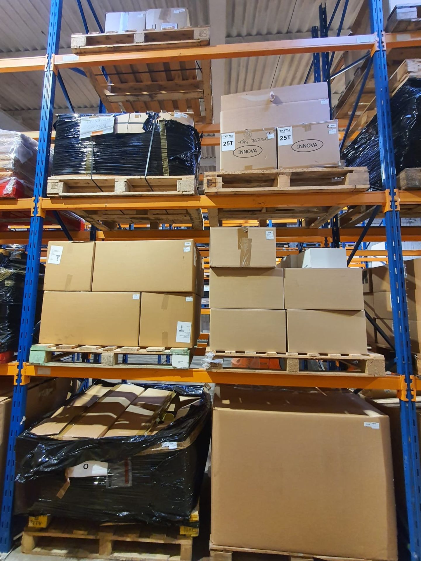 20 pallets worth of Various PPE equipment - see description for details - Image 4 of 18