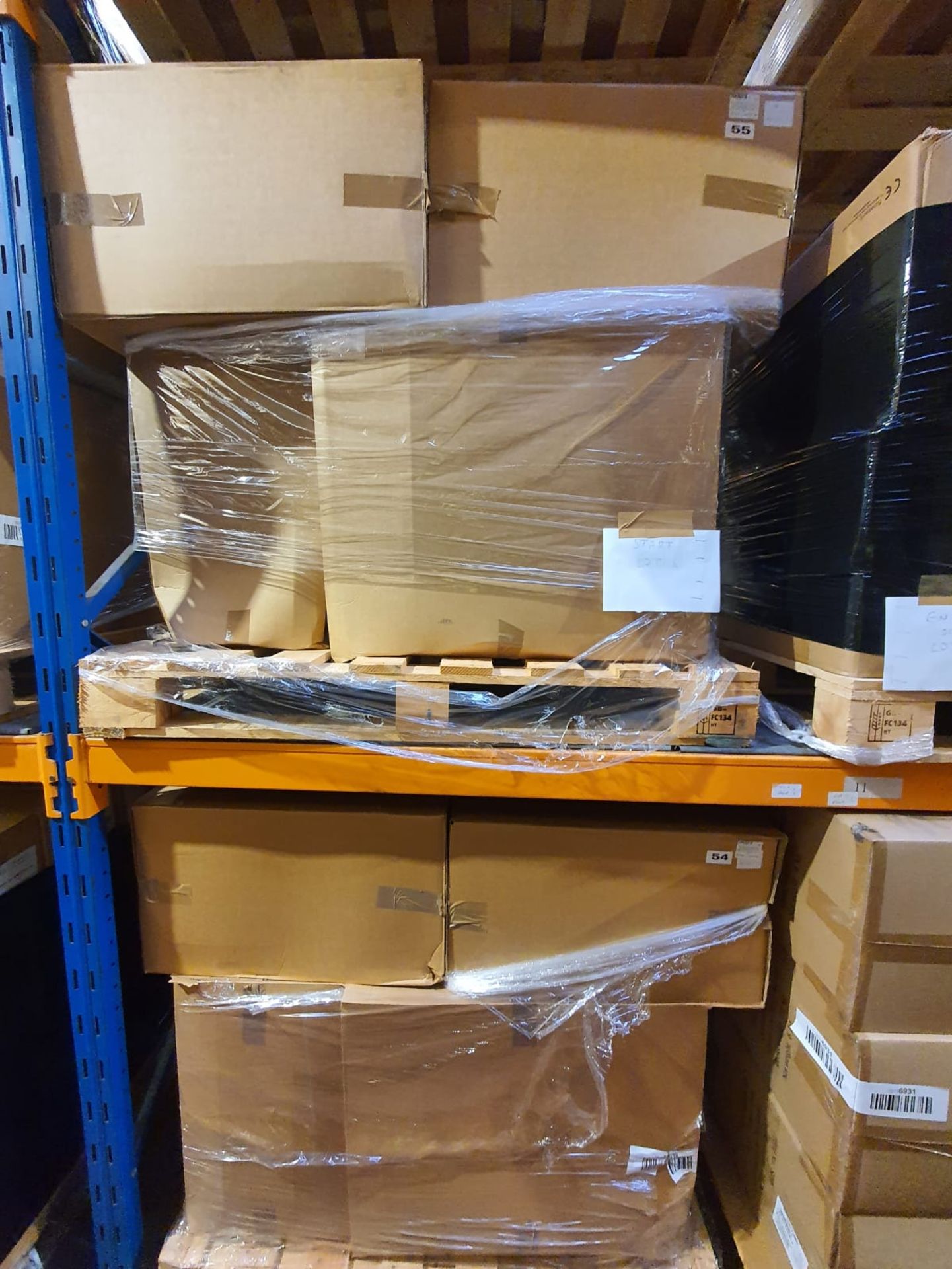 21 pallets worth of Various PPE equipment - see description for details - Image 6 of 8