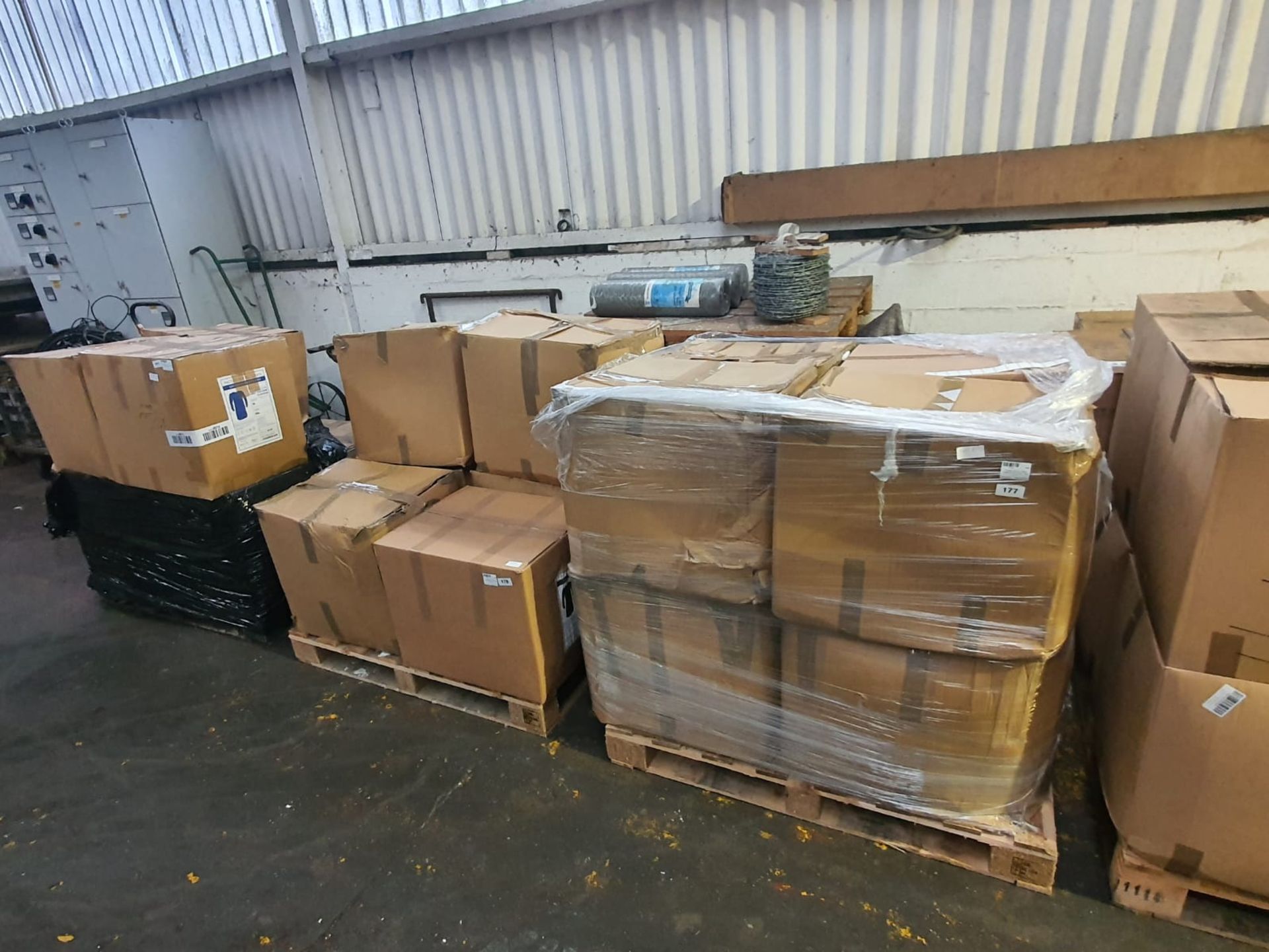 24 pallets worth (full load) of Various PPE equipment - see description for details - Image 8 of 11