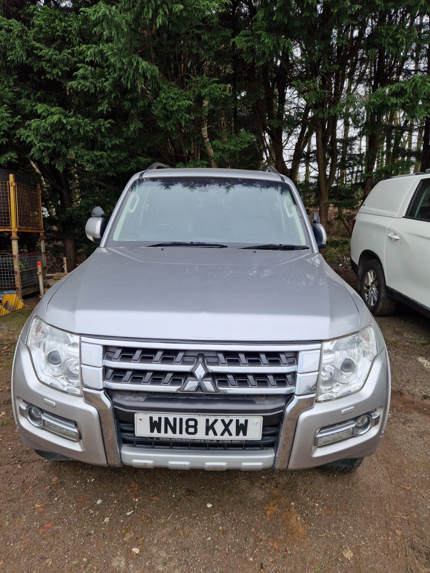 Mitsubishi Shogun WN18 KXW 3.2 DI-DC SG3 Auto 4WD LWB Euro 6 5dr LWB. - Image 2 of 36