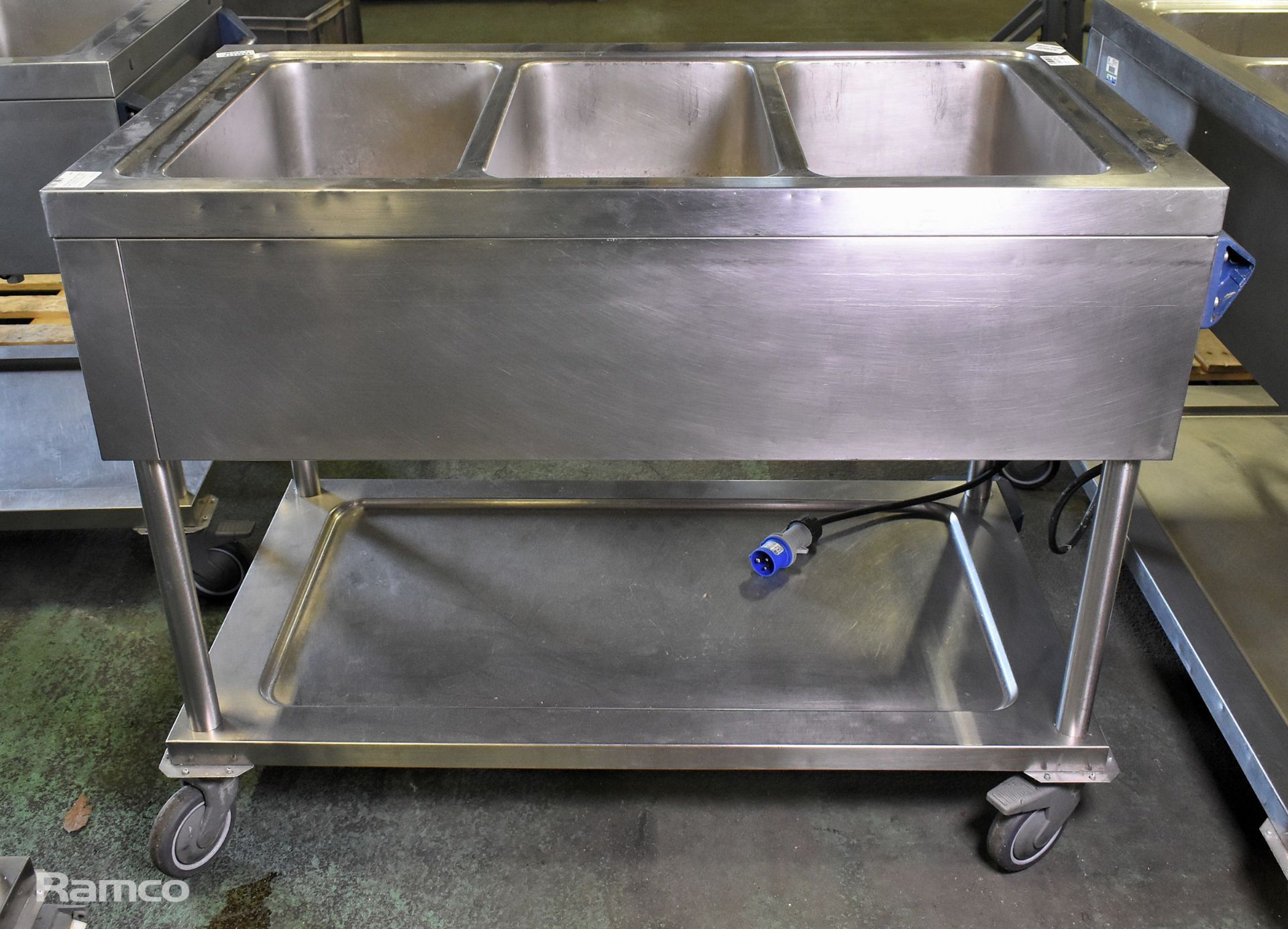 Stainless steel water heated bain-marie trolley - L 1160 x W 640 x H 920mm - Image 4 of 7