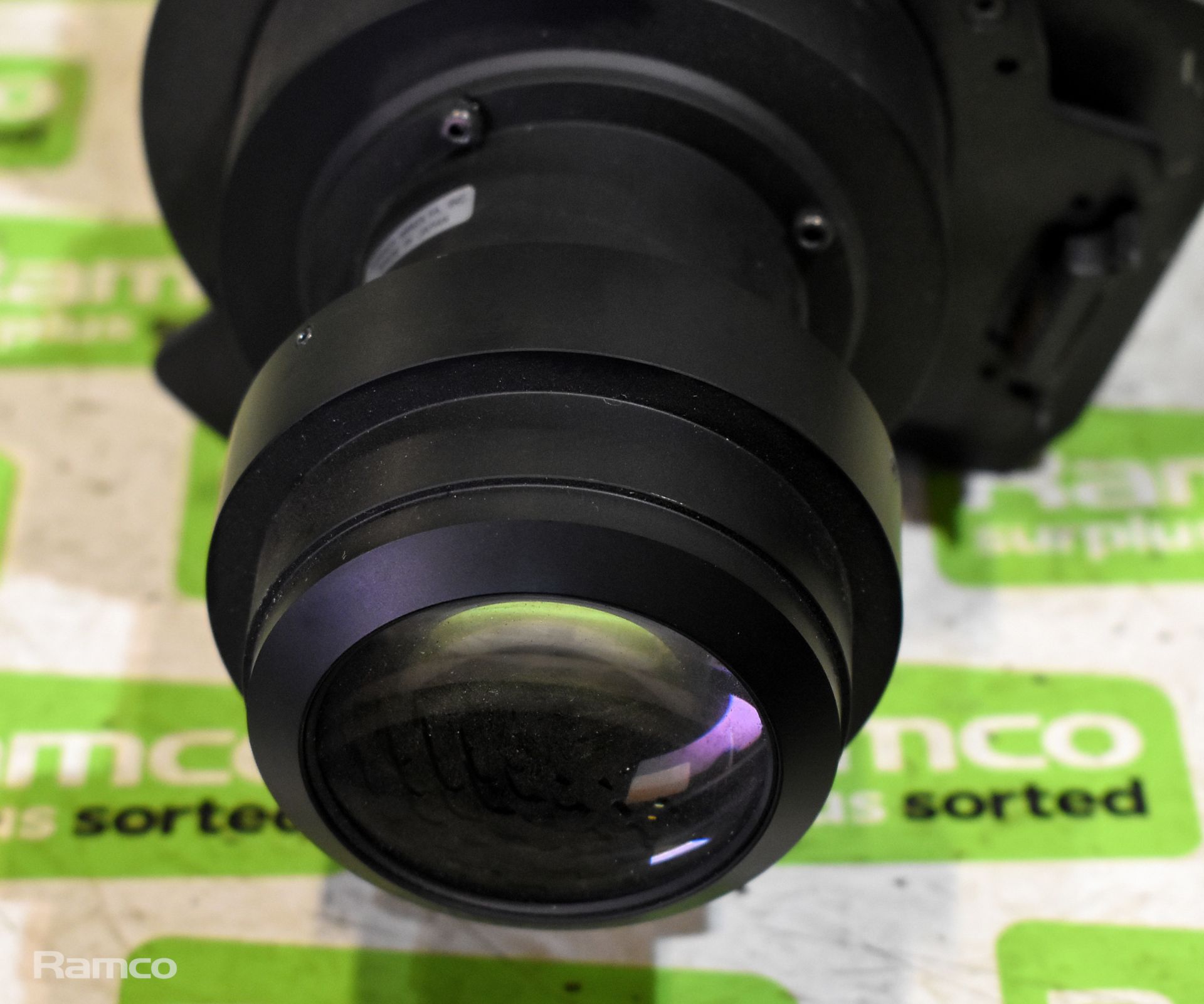 Christie DS+6K-M SXGA+ large venue projector - 100 / 240V - 50 / 60Hz - L 600 x W 500 x H 260mm - Image 11 of 13