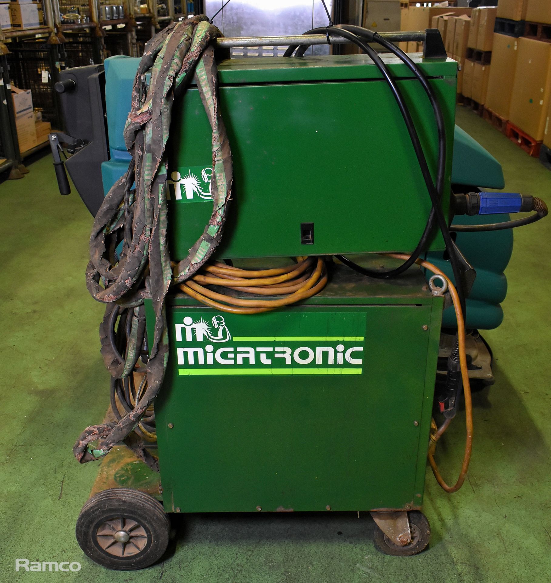 Migatronic DynaMig 335 mig welding machine - Image 4 of 6