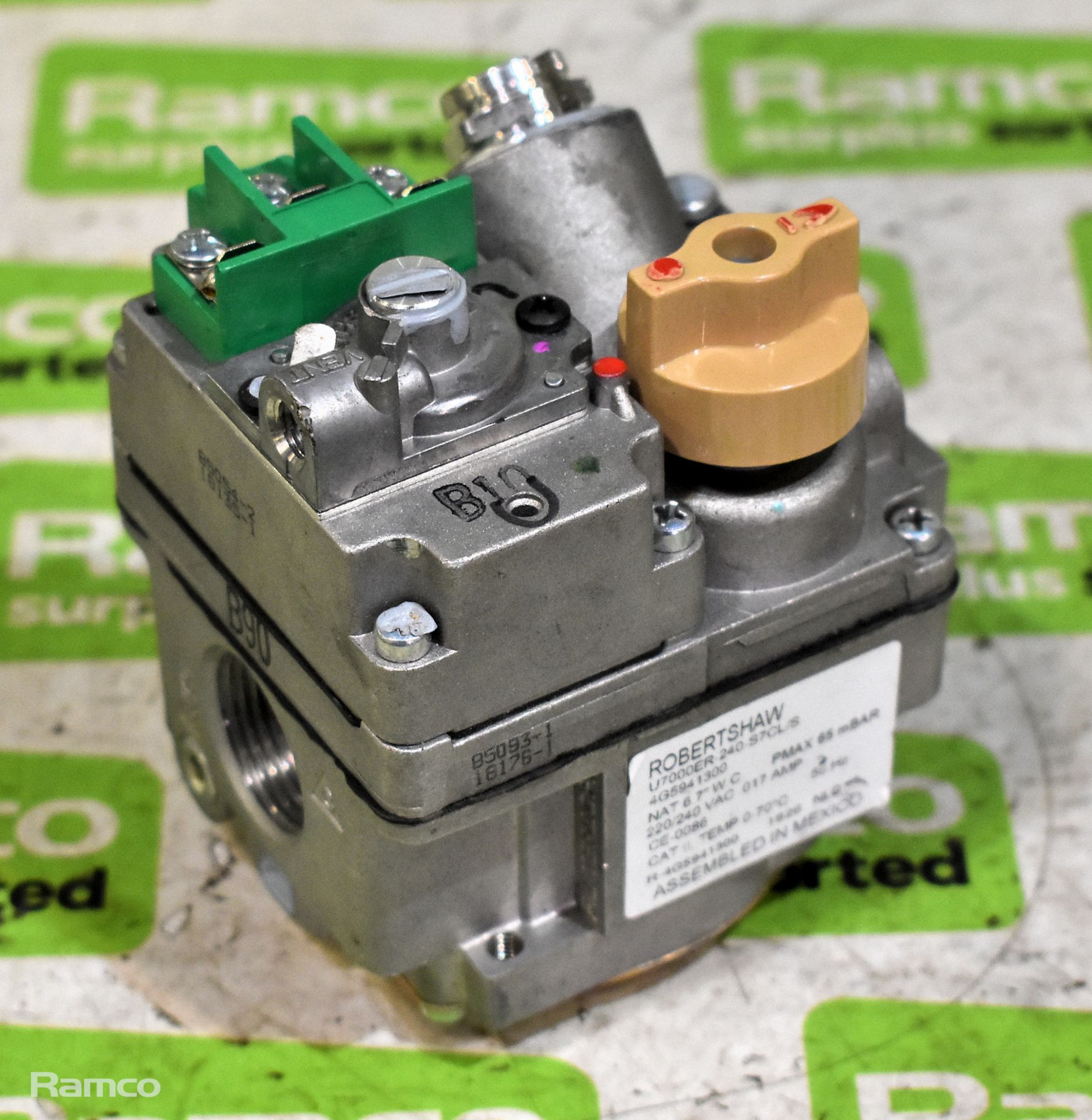 Catering Spares - gas supply valves, blind - Image 3 of 23