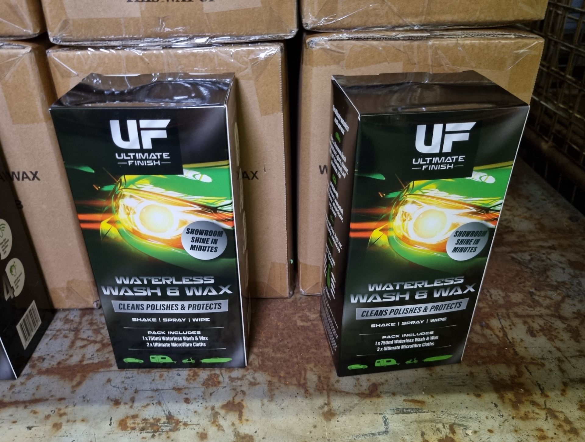 100x Ultimate Finish waterless wash & wax kits (750ml bottle and 2x microfibre cloths per pack) - Image 3 of 7