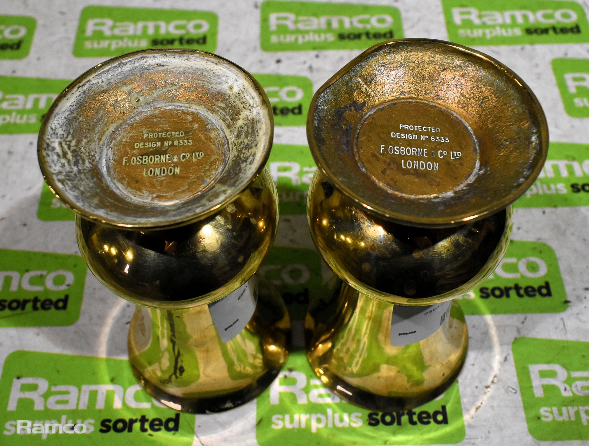 2x Brass small vases - Image 4 of 4