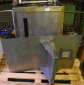 Henry Nuttall 010042 stainless steel deep fat fryer - 440V - W 500 x D 750 x H 960mm - SPARES