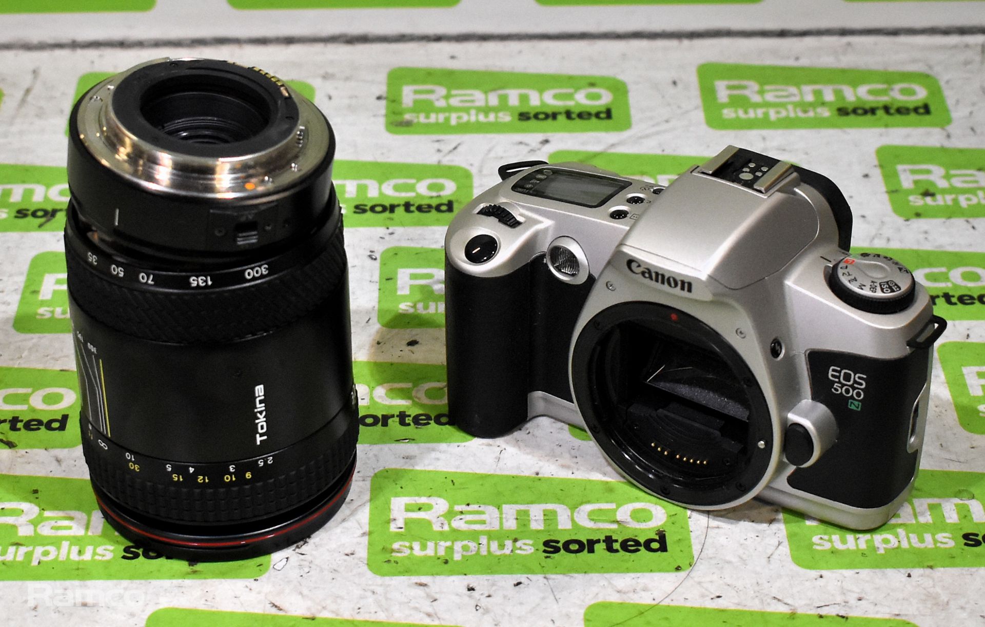 Canon EOS 500N SLR film camera with Tokina AF 35-300 lens - BROKEN LENS