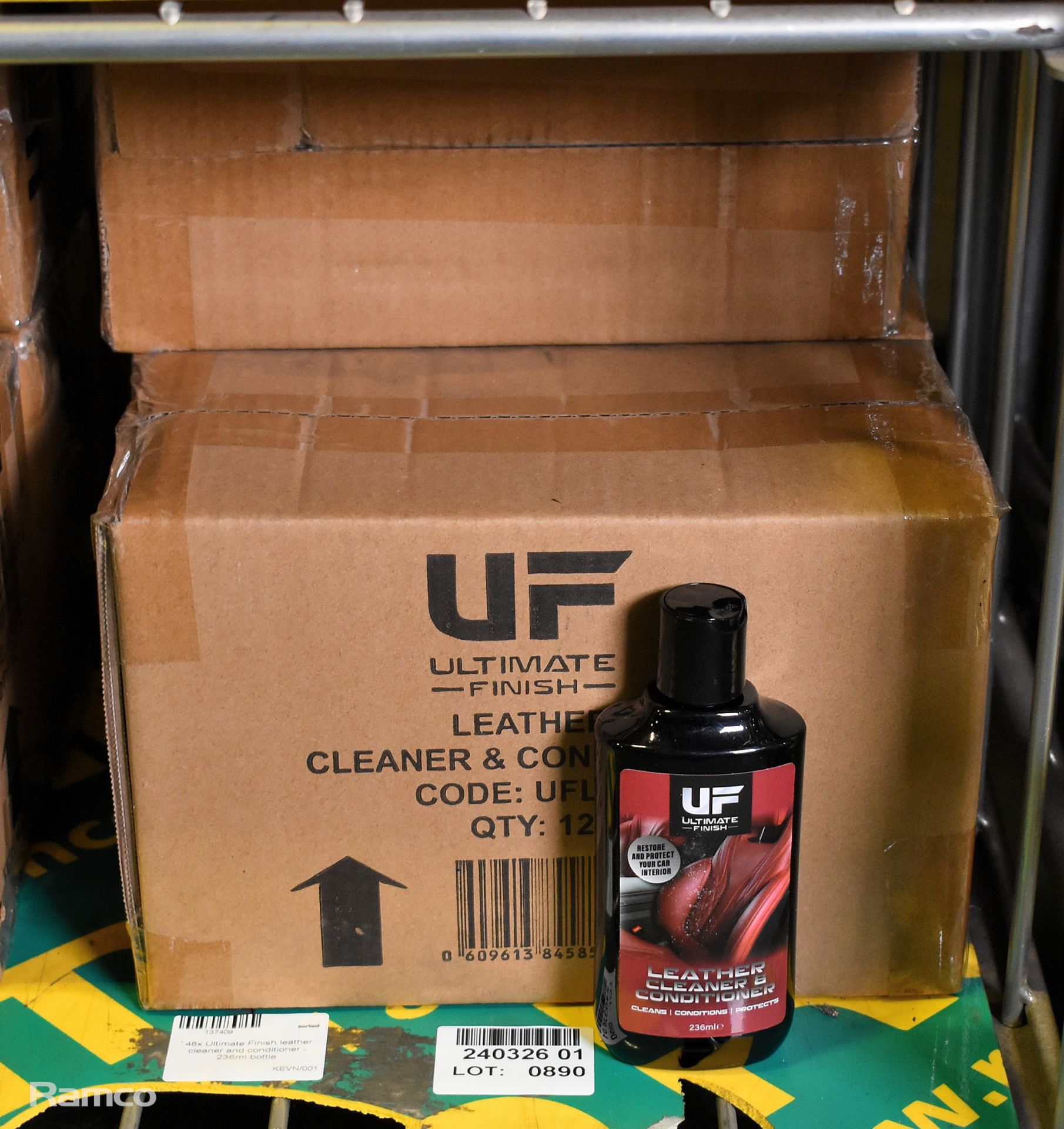 48x bottles of Ultimate Finish leather cleaner and conditioner - 236ml - Image 4 of 4