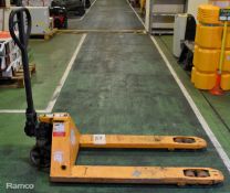 Jungheinrich hand pallet truck - lifting capacity: 2000kg