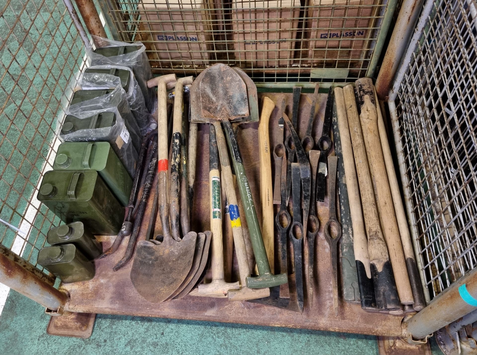 Hand Tools - shovels, pick mantles, pick heads, axes, rip bars, 5 ltr can, 1 ltr can - Image 2 of 5
