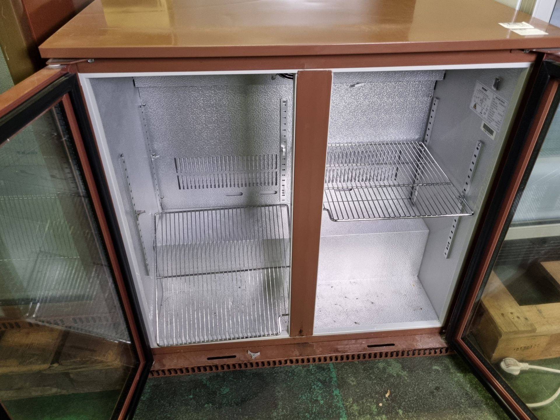 Husky C2H-900-BN-UK-HU double door bottle cooler - W 900 x D 520 x H 900mm - Image 3 of 4