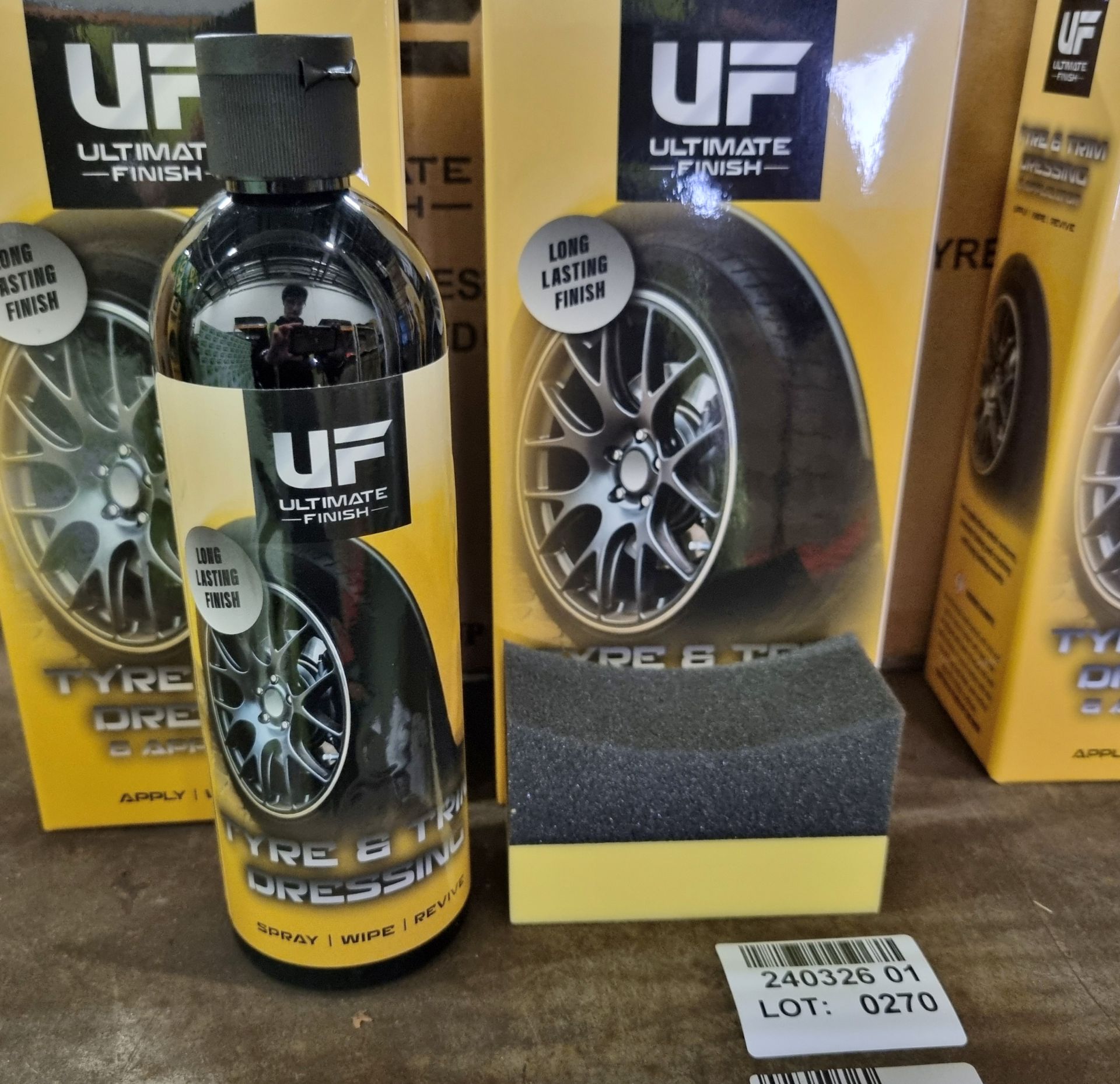 51x Ultimate Finish tyre & trim dressing kits (473ml bottle and applicator per pack) - Image 3 of 6