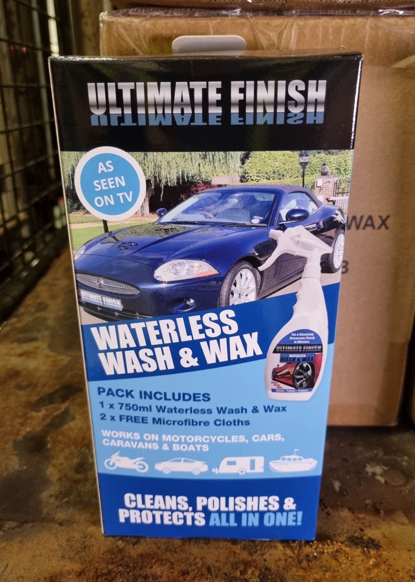 100x Ultimate Finish waterless wash & wax kits (750ml bottle and 2x microfibre cloths per pack) - Image 3 of 7
