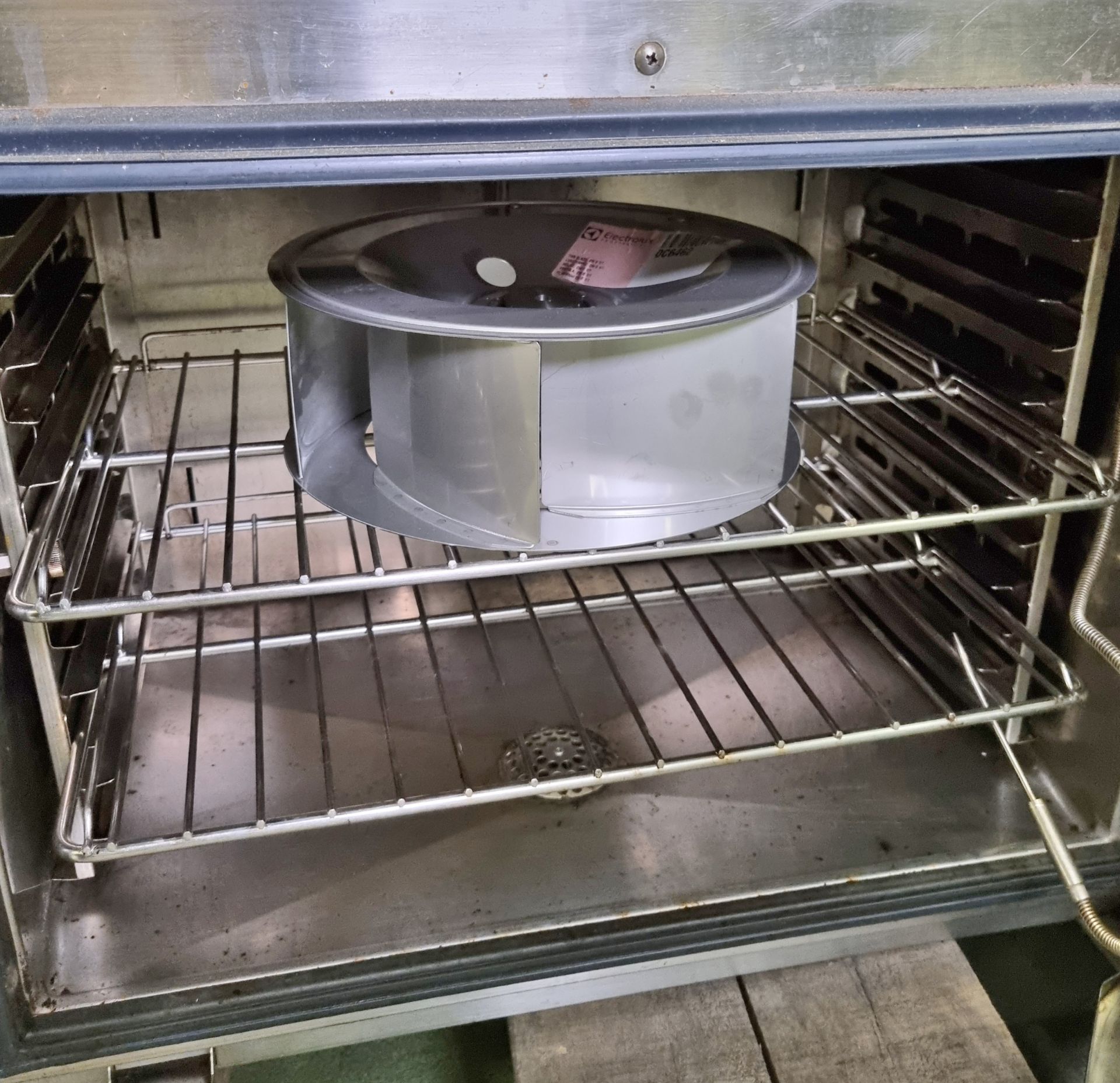 Zanussi FCS061E4 commercial kitchen combi steam oven - 380/400V - 50Hz - L 860 x W 820 x H 570mm - Bild 5 aus 7