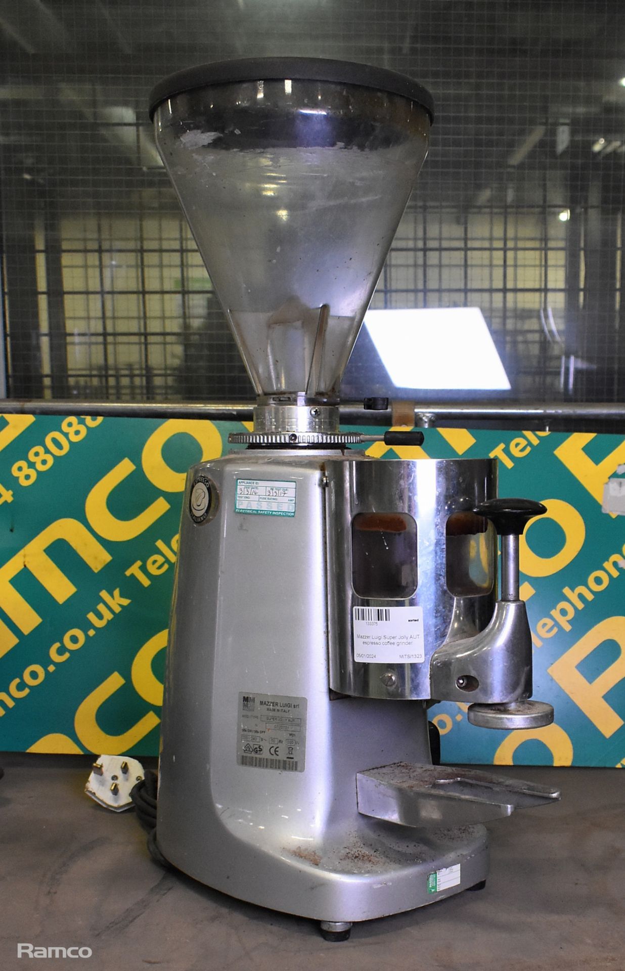 2x Mazzer Luigi Super Jolly AUT espresso coffee grinders - Image 2 of 12