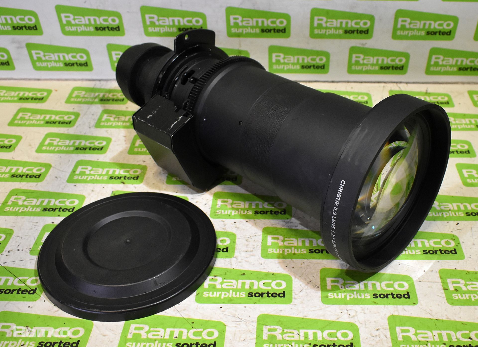 Christie DS+6K-M SXGA+ large venue projector - 100 / 240V - 50 / 60Hz - L 600 x W 500 x H 260mm - Image 8 of 13