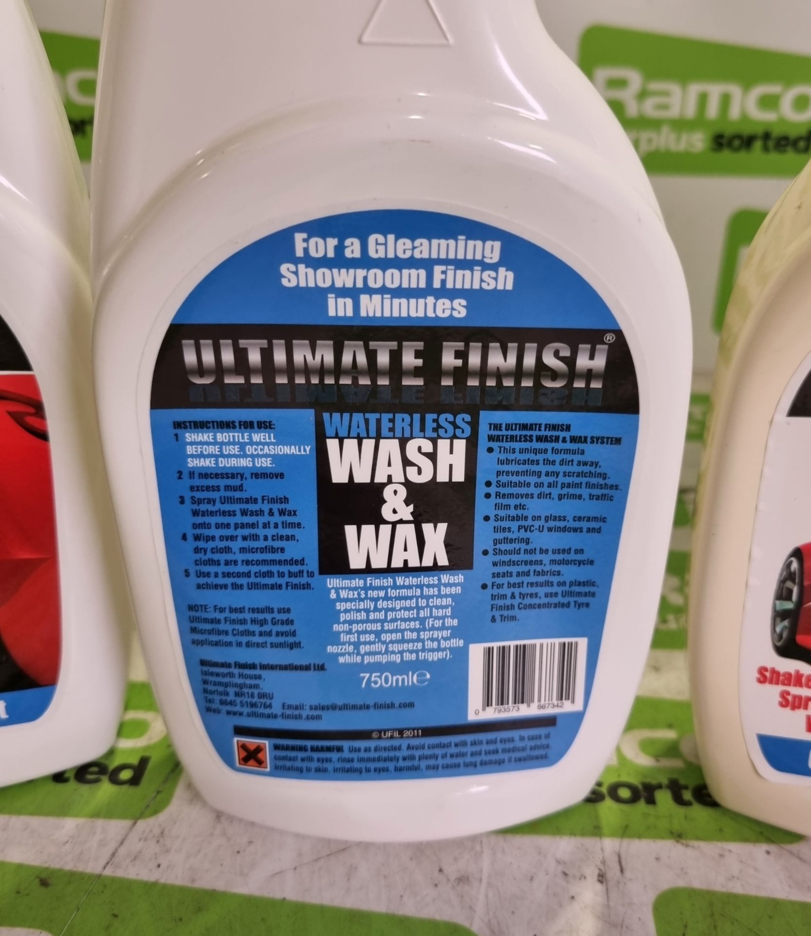 49x Ultimate Finish waterless wash & wax 4 packs (4x 750ml spray bottles & 4x microfibre cloths) - Image 6 of 6