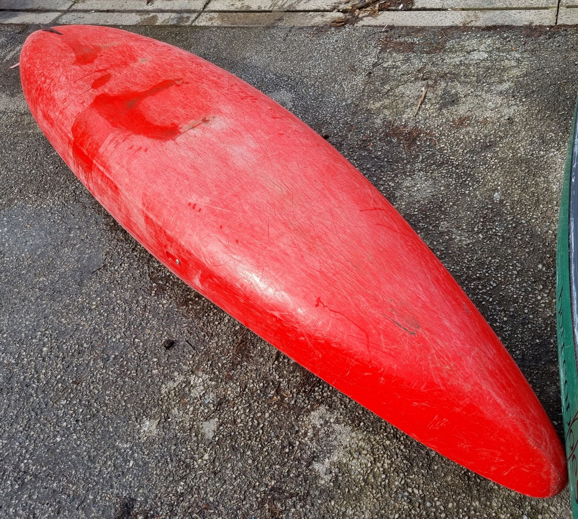 Dagger Katana polyethylene kayak - red - W 3200 x D 660 x H 420mm - Image 6 of 7