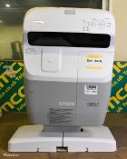 Epson EB-460 H343B LCD projector - approx 800 lamp hours