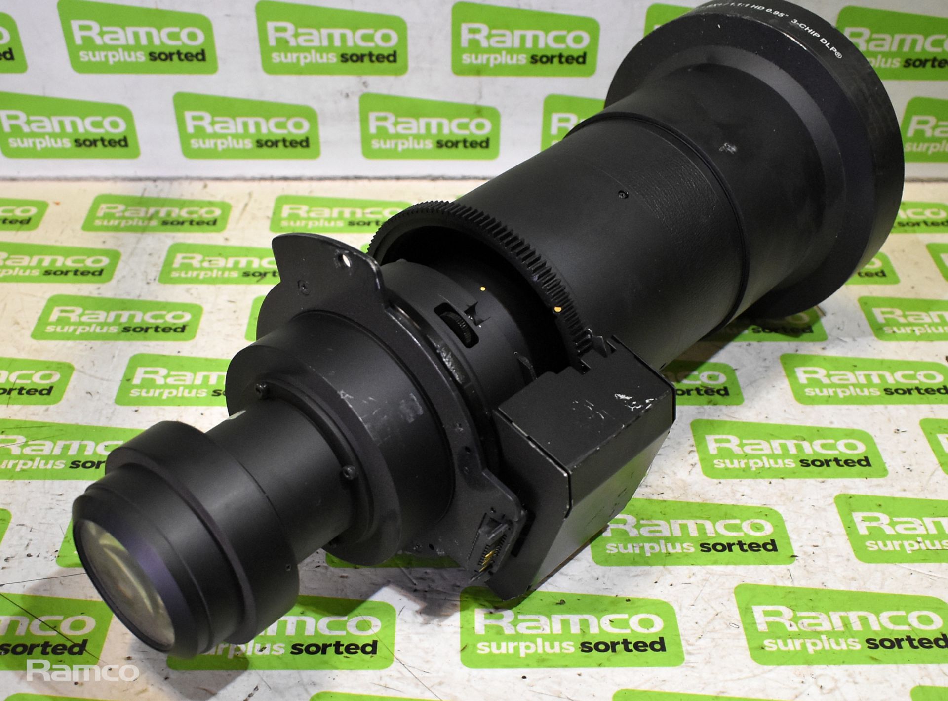 Christie DS+6K-M SXGA+ large venue projector - 100 / 240V - 50 / 60Hz - L 600 x W 500 x H 260mm - Image 10 of 13