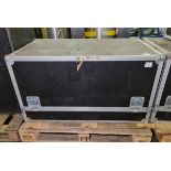 Large shipping case - W 1180 x D 690 x H 660mm