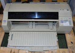 Epson Stylus Color 1520 - printer with stand printer with spare cartridges