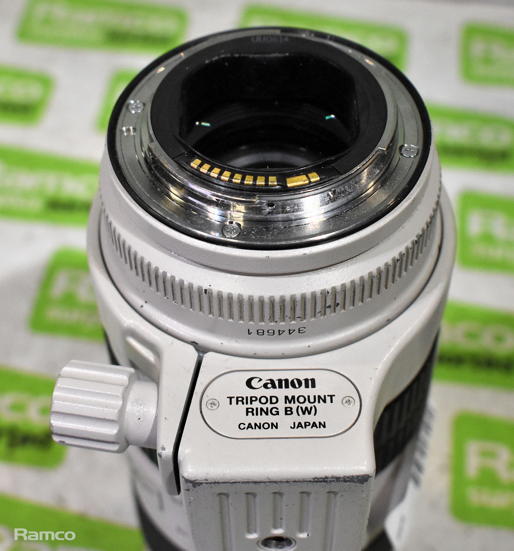 Canon zoom lens EF 70-200mm 1:2.8 - lens barrel is loose - Image 4 of 7