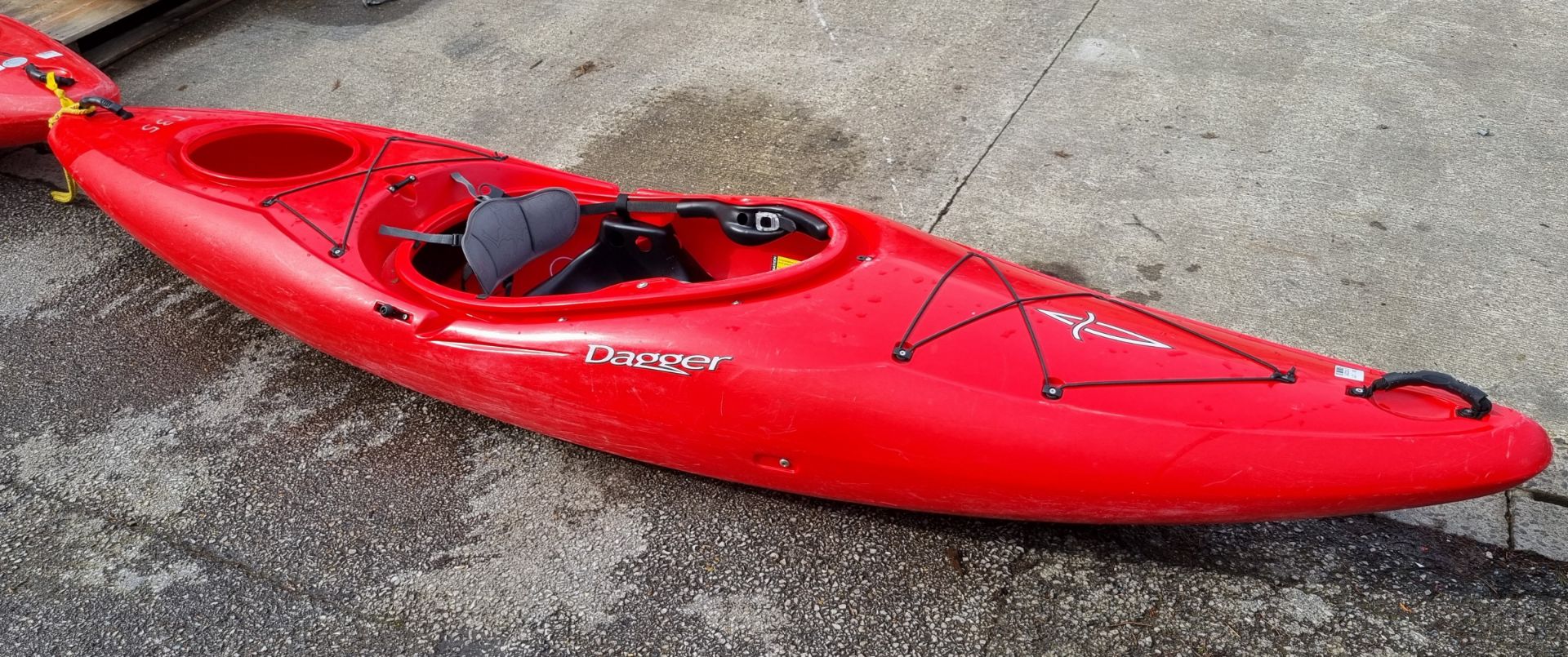 Dagger Katana polyethylene kayak - red - W 3200 x D 660 x H 420mm - Image 2 of 9