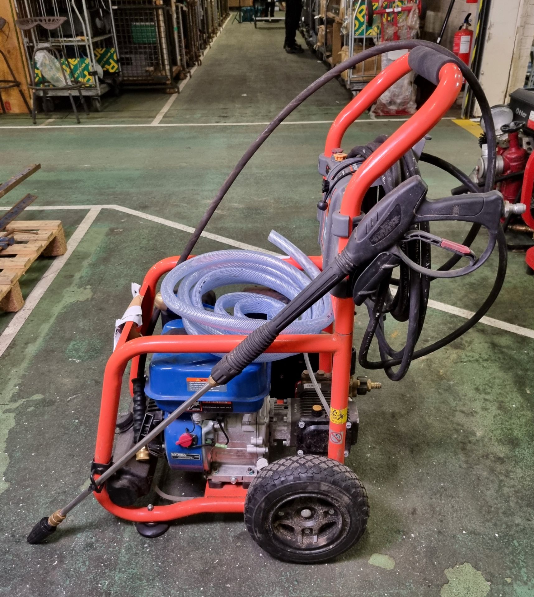 Position One Power Equipment commercial petrol pressure washer with Hyundai engine - details in desc - Image 4 of 8