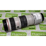 Canon Extender EF 2x III lens with Canon zoom lens EF 70-200mm 1:4