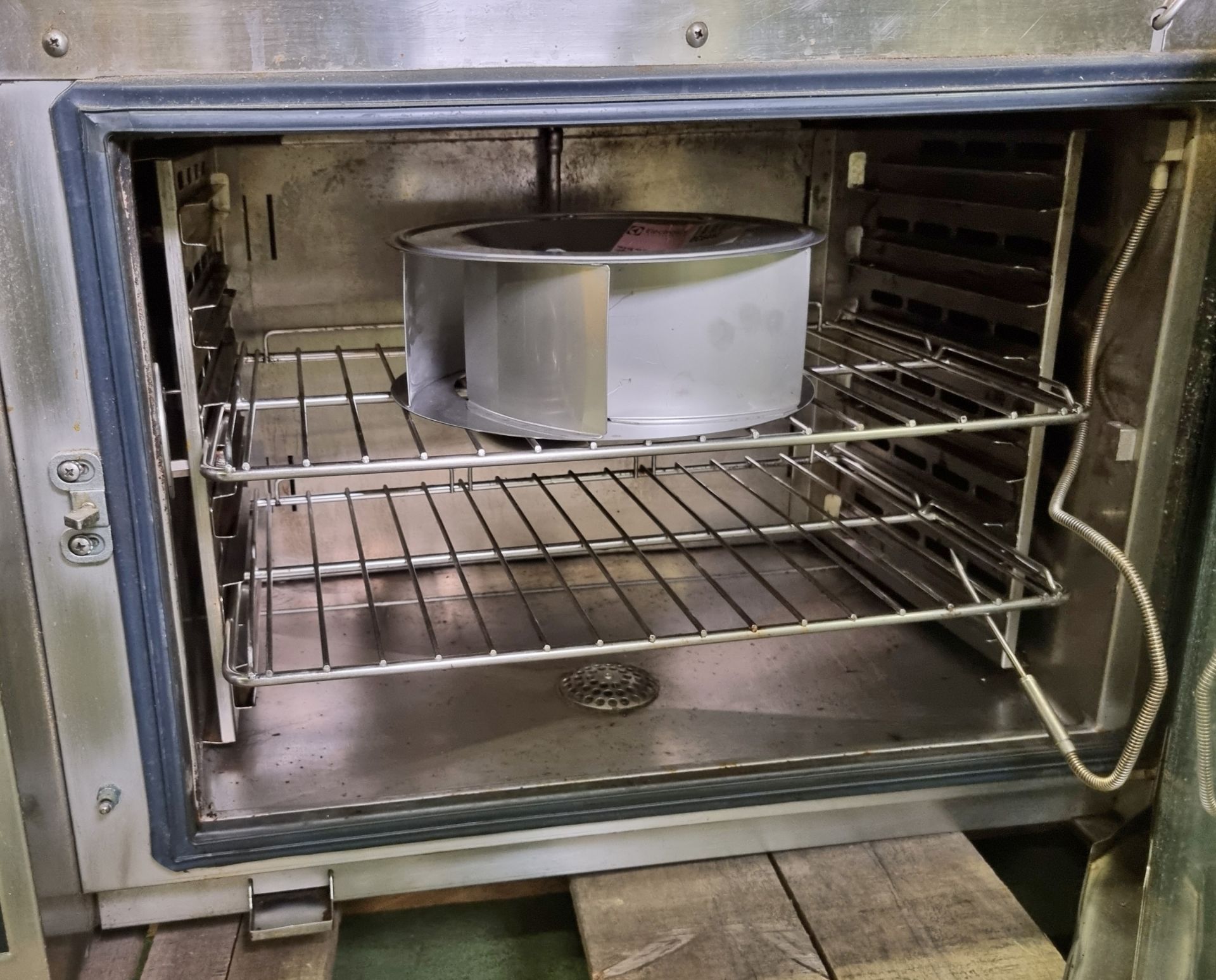 Zanussi FCS061E4 commercial kitchen combi steam oven - 380/400V - 50Hz - L 860 x W 820 x H 570mm - Bild 4 aus 7