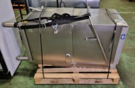 Hobart upright pass through glass washer - W 760 x D 860 x H 1520mm - NO PLATE - MISSING FOOT