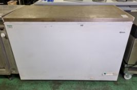 Gram CF 45 SG chest freezer - W 1310 x D 680 x H 910mm