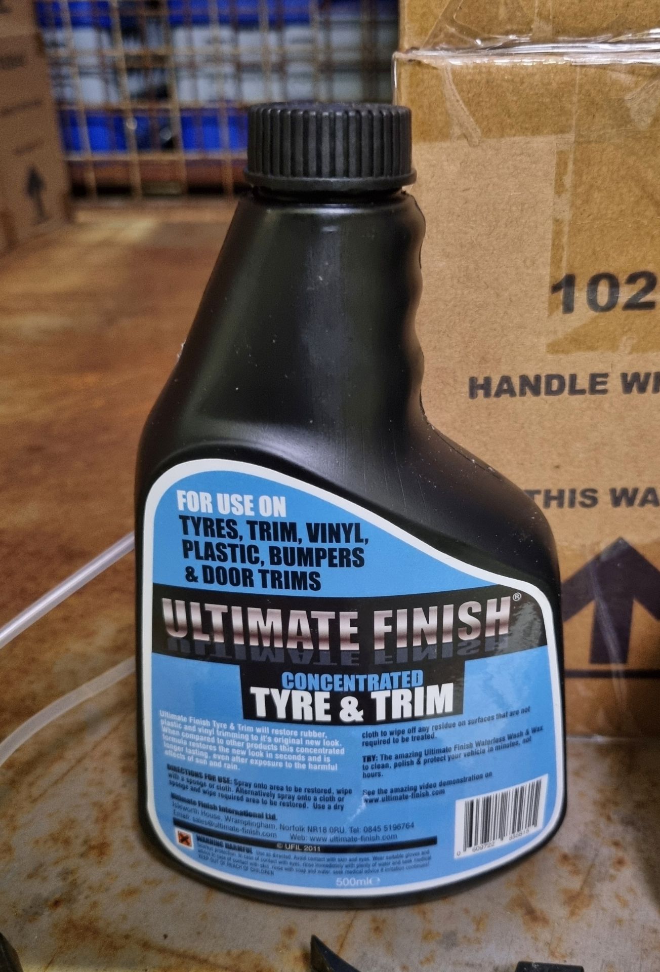 25x Ultimate Finish concentrate tyre & trim - double packs (2x 500ml spray bottles & 2x applicators - Image 4 of 4