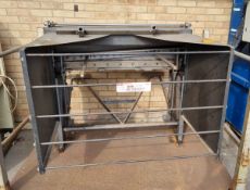 Waltons UTG/40/16 Sheet metal shearing machine - Cap SWG 16 - L 1550 x W 1240 x H 1180mm