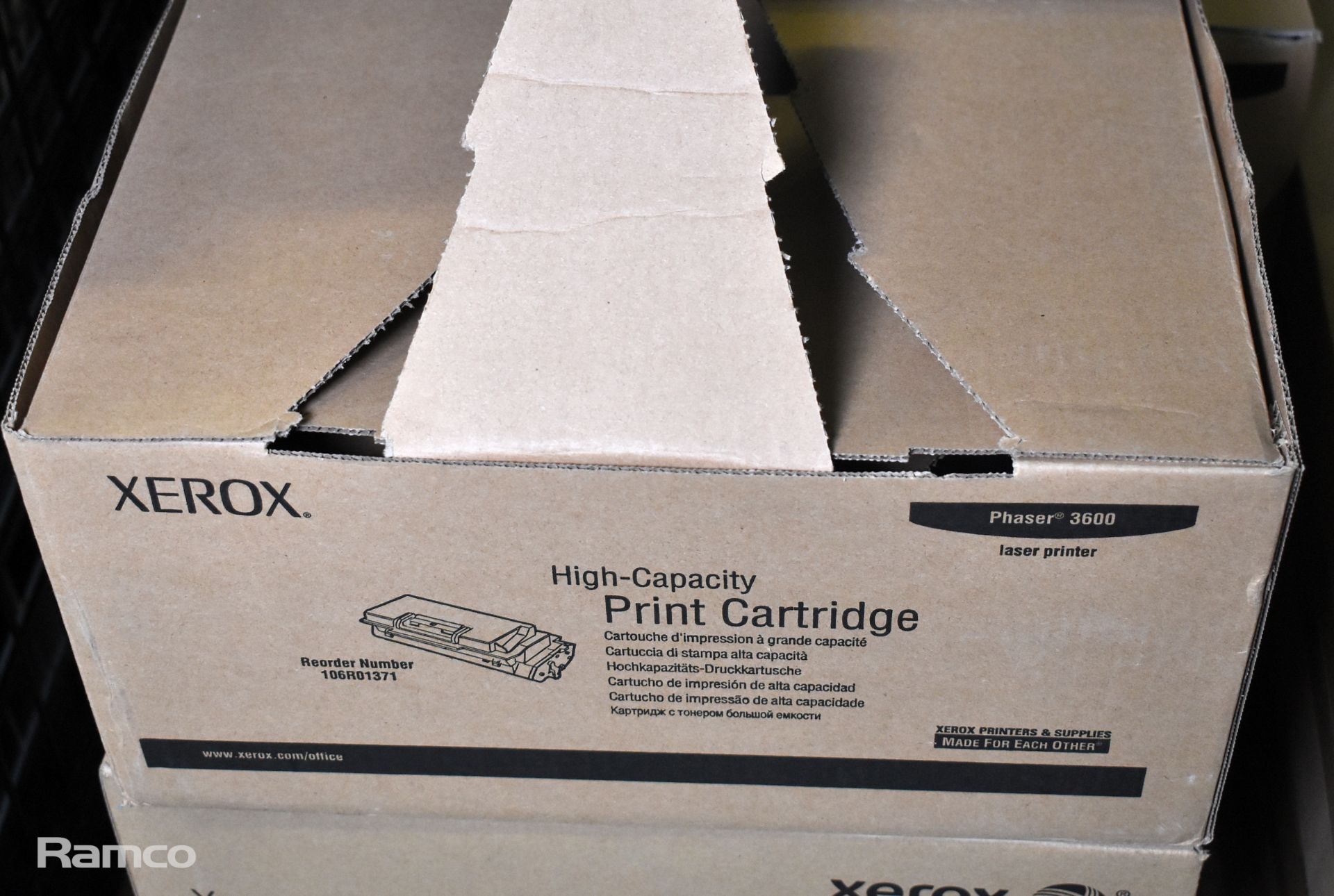 Xerox consumables - 220V phaser, print, toner & drum cartridges - 28 units in total - Image 3 of 6