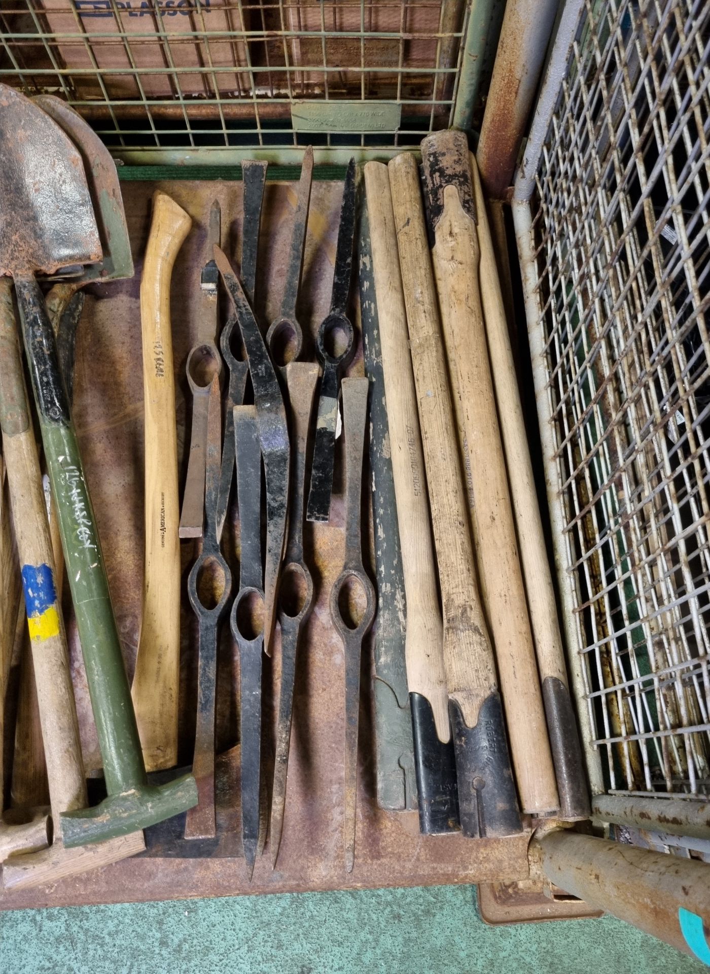 Hand Tools - shovels, pick mantles, pick heads, axes, rip bars, 5 ltr can, 1 ltr can - Image 3 of 5