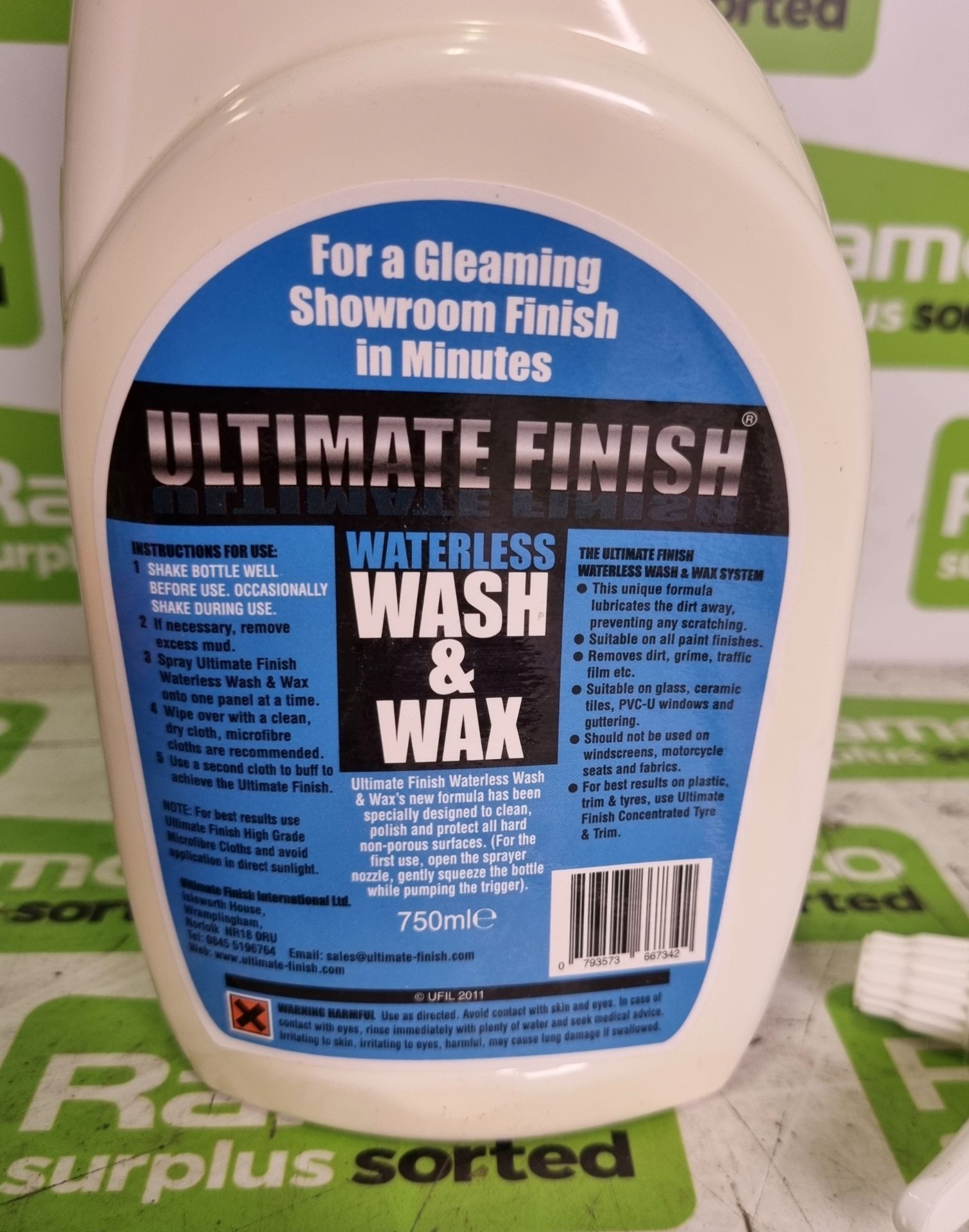 100x Ultimate Finish waterless wash & wax kits (750ml bottle and 2x microfibre cloths per pack) - Image 8 of 8