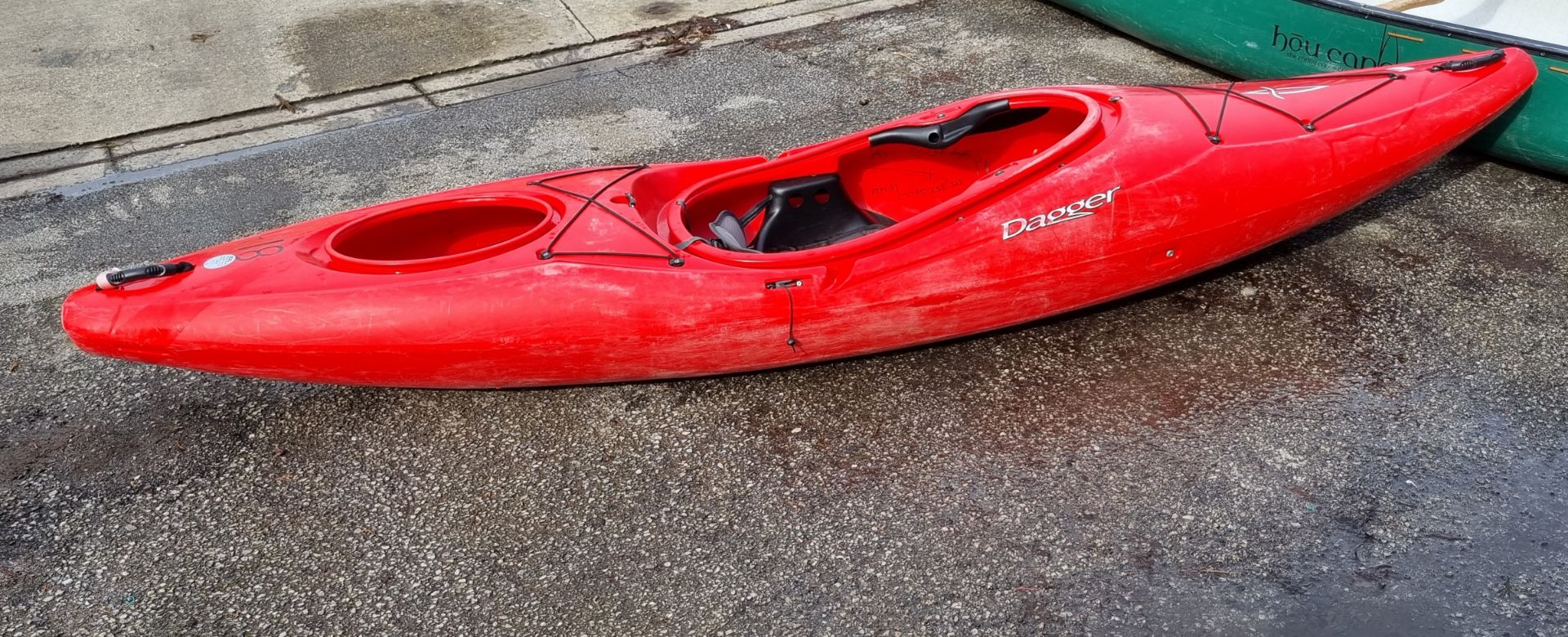 Dagger Katana polyethylene kayak - red - W 3200 x D 660 x H 420mm - Bild 2 aus 7