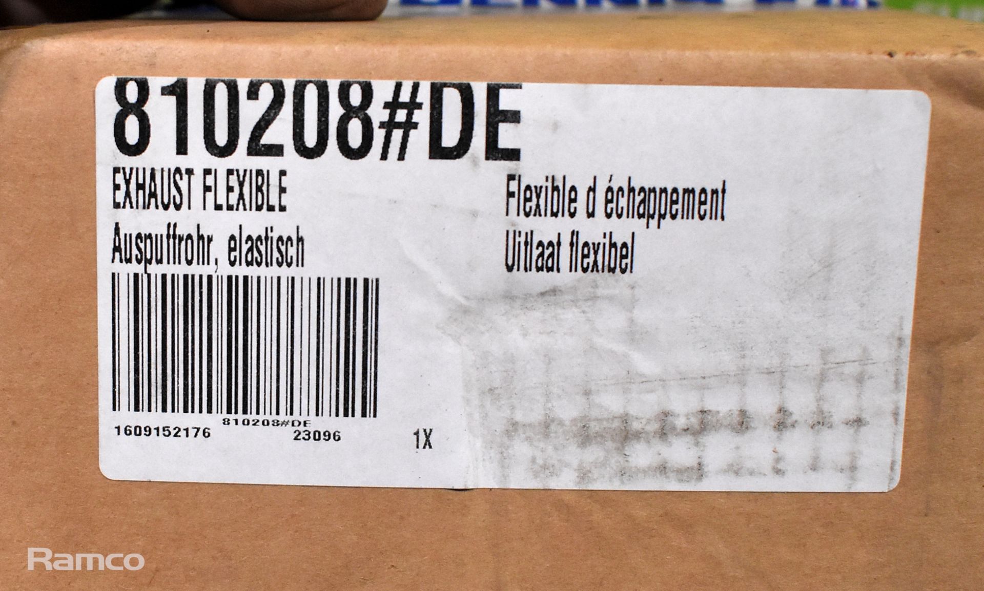 Vehicle Parts - Hydraulic hose, mirror glass, coolant pipe, wiper motor, restraint line - Image 16 of 16