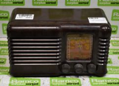 Vintage bakelite table valve radio - GLASS LOOSE