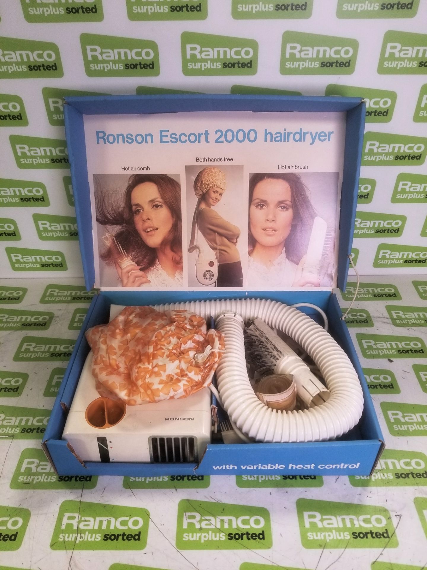 Ronson Escort 2000 hairdryer with comb, brush and setting hood
