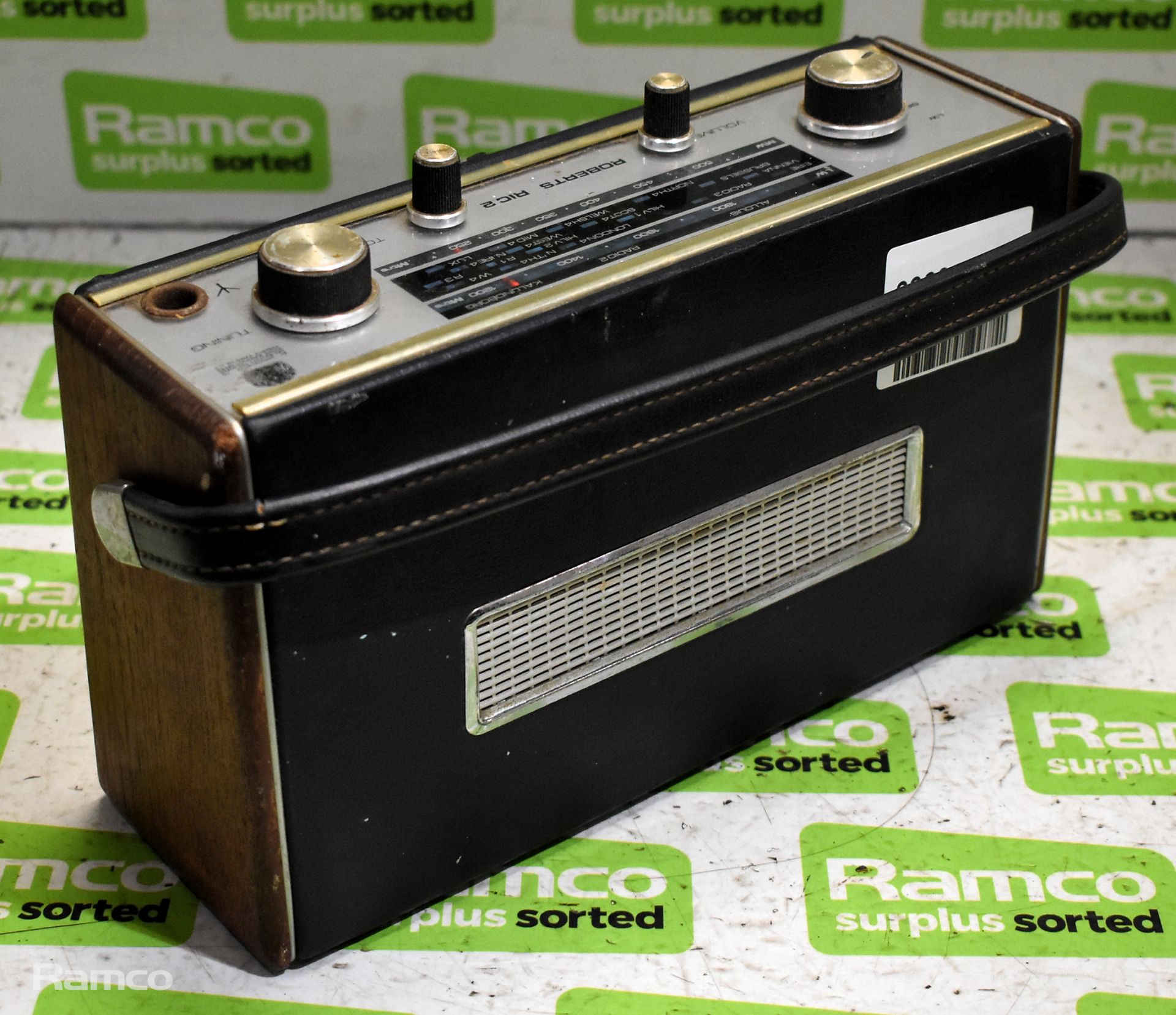 Roberts Ric 2 portable transistor radio - DAMAGE TO FRONT SPEAKER - Image 4 of 6