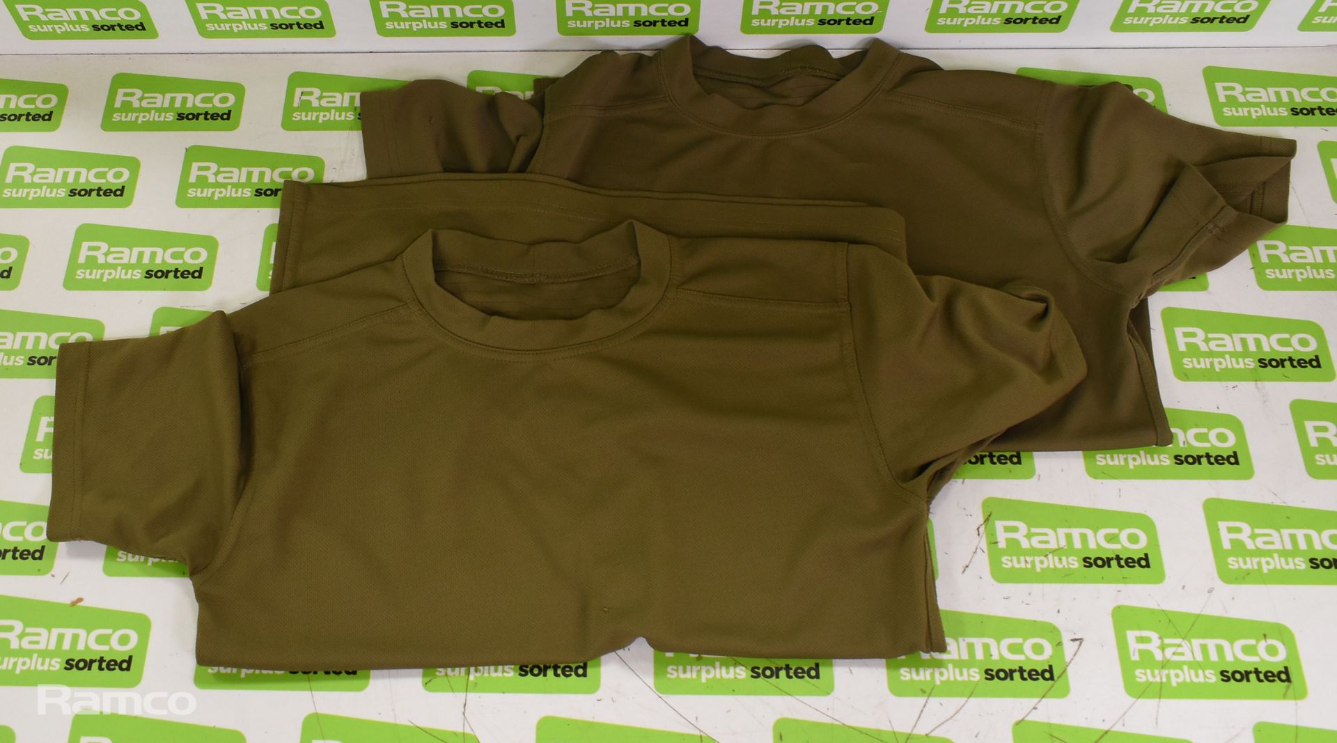 100x British Army combat T-shirts anti static - Olive - mixed grades and sizes - Image 3 of 5