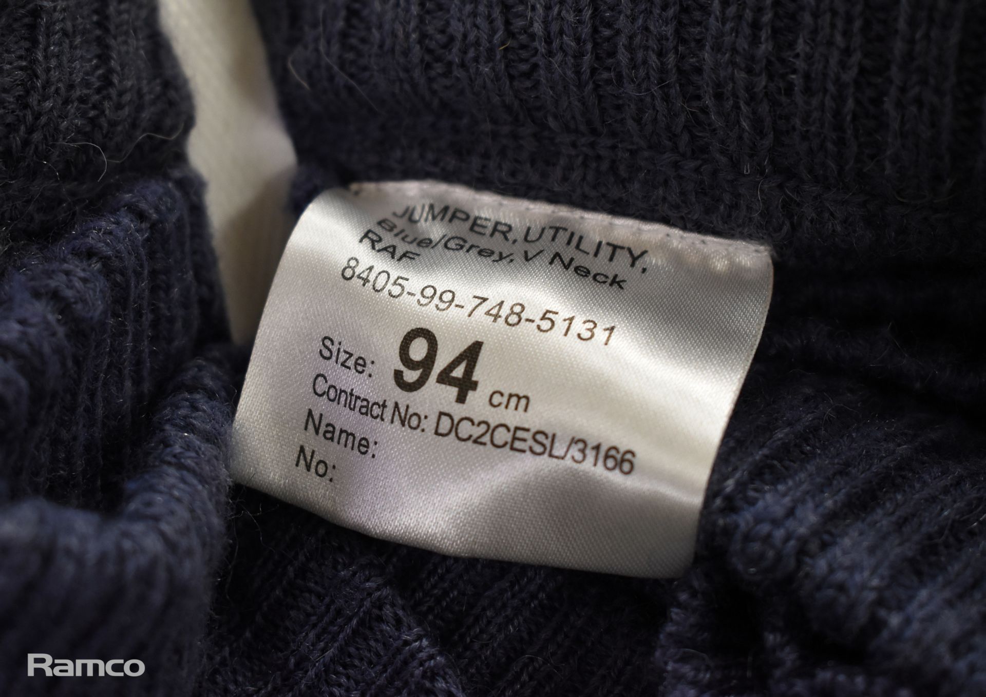 80x British RAF wool jerseys - Blue - mixed grades and sizes - Bild 11 aus 11