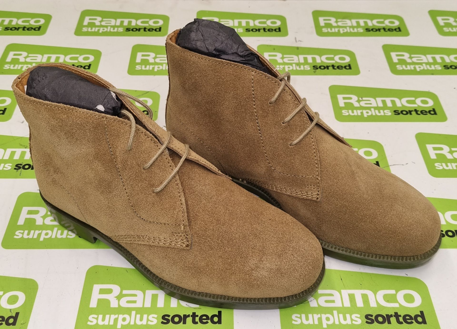 British Army non combat shoes - Desert suede - new / packaged - 6M